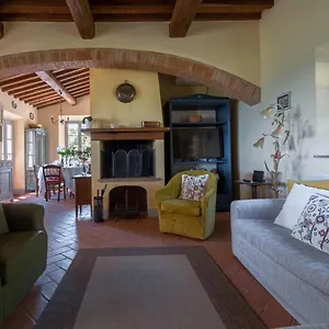 https://casa-perano.it-tuscanyhotel.com